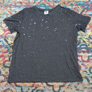 Like Love Gray T-shirt With White Paint Splatter Design NWT Large